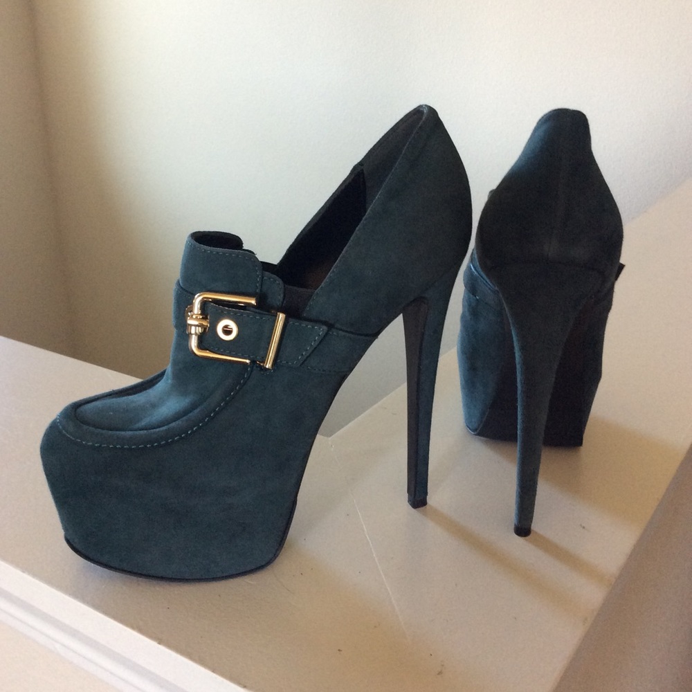 Fred Segal heels